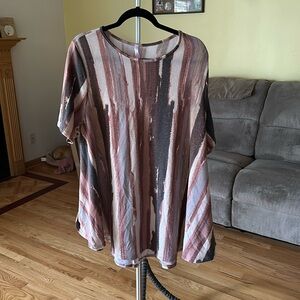 Brown ombré striped knit short sleeved top